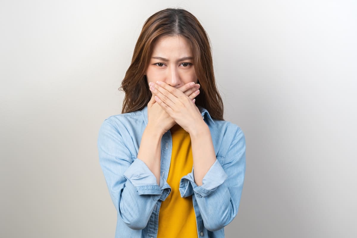 Miệng có vị kim loại hoặc vị máu: Vì sao lại có tình trạng này? 37 miệng có vị kim loại
