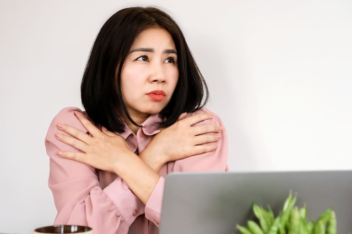 7 nguyên nhân khiến bạn cảm thấy lạnh thường xuyên là đây 35 vì sao thường xuyên cảm thấy lạnh