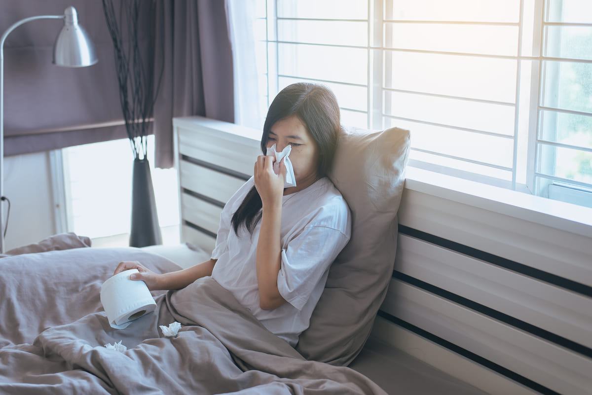 chảy máu cam khi ngủ