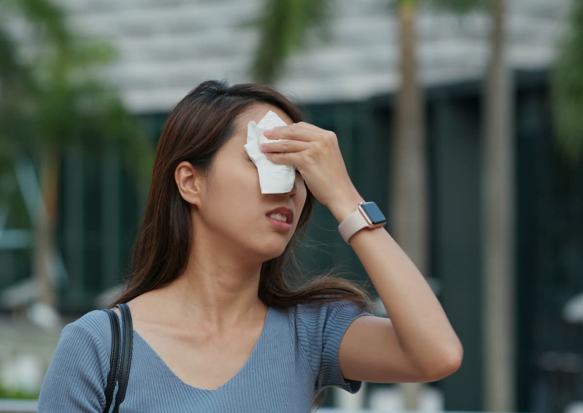 "Bóc trần" 7 lý do khiến bạn luôn cảm thấy nóng hơn người khác 36 nguyên nhân luôn cảm thấy nóng