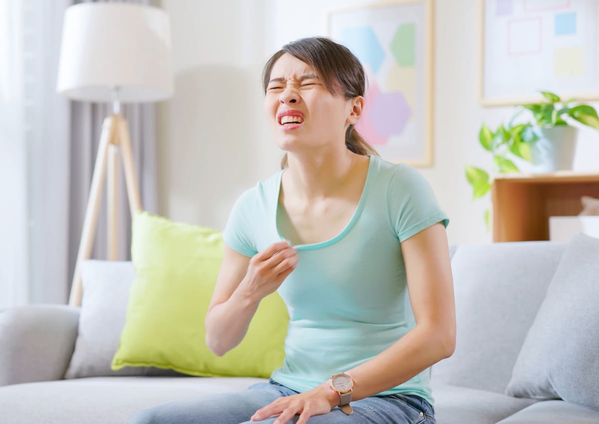 luôn cảm thấy nóng