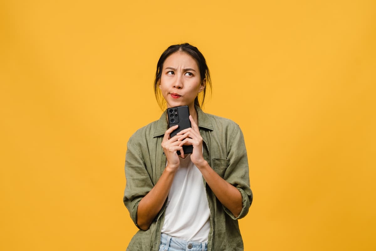 So sánh bản thân với người khác: Vì sao bạn không thể kiểm soát suy nghĩ của chính mình? 36 áp lực so sánh bản thân với người khác