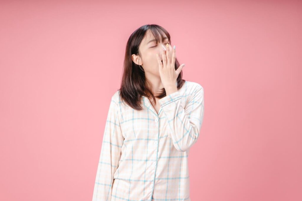 buồn ngủ quá mức vào ban ngày