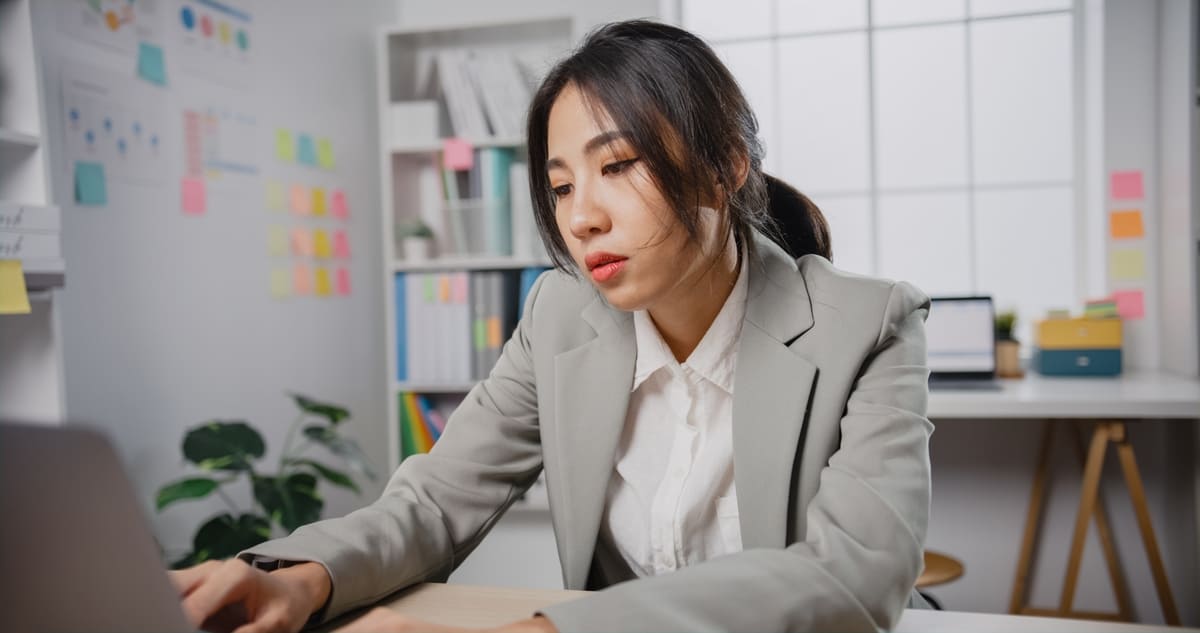 Buồn ngủ quá mức vào ban ngày có thể do những bệnh lý này! 36 nguyên nhân buồn ngủ quá mức vào ban ngày