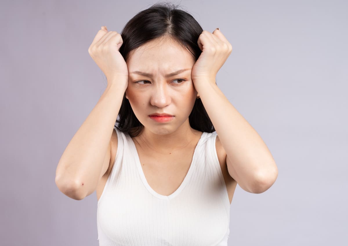 Thường xuyên bị đau đầu vào buổi sáng, nguyên nhân do đâu? 37 nguyên nhân thường xuyên bị đau đầu vảo buổi sáng