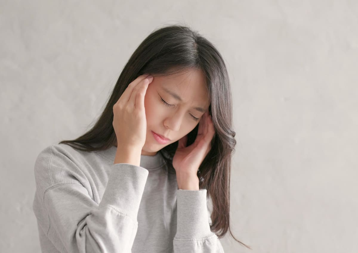 Thường xuyên bị đau đầu vào buổi sáng, nguyên nhân do đâu? 36 nguyên nhân đau đầu vảo buổi sáng