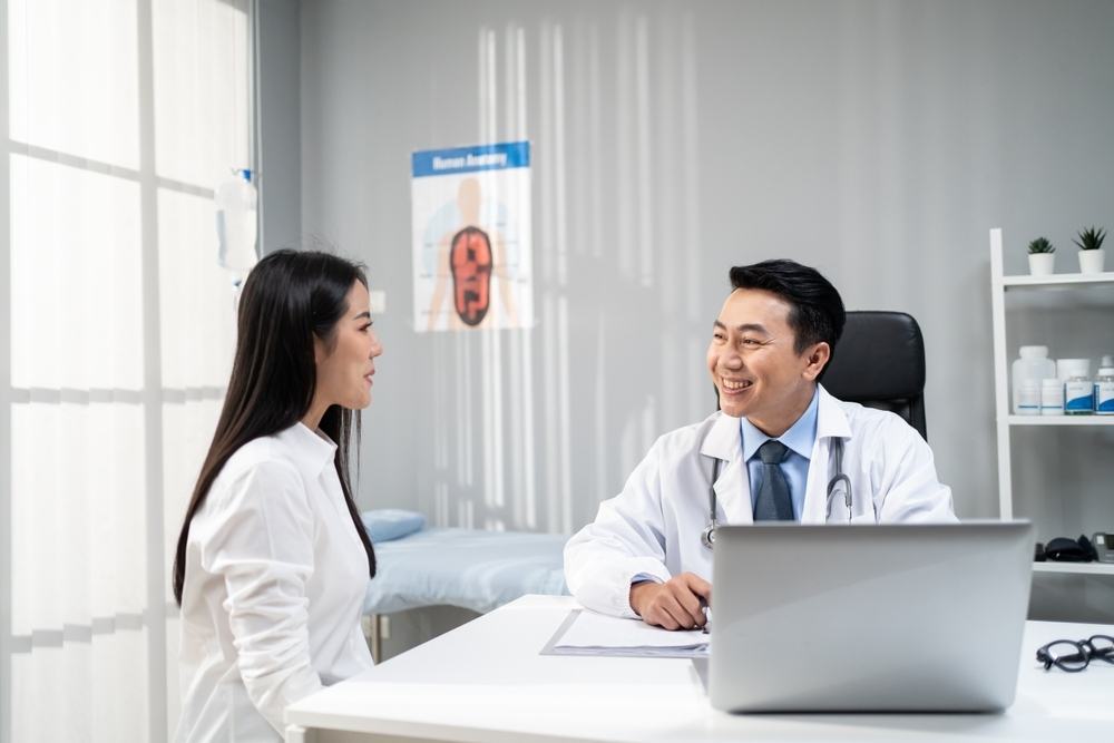 Khám sức khỏe đi làm thì fồm những gì và khám ở đâu mới uy tín