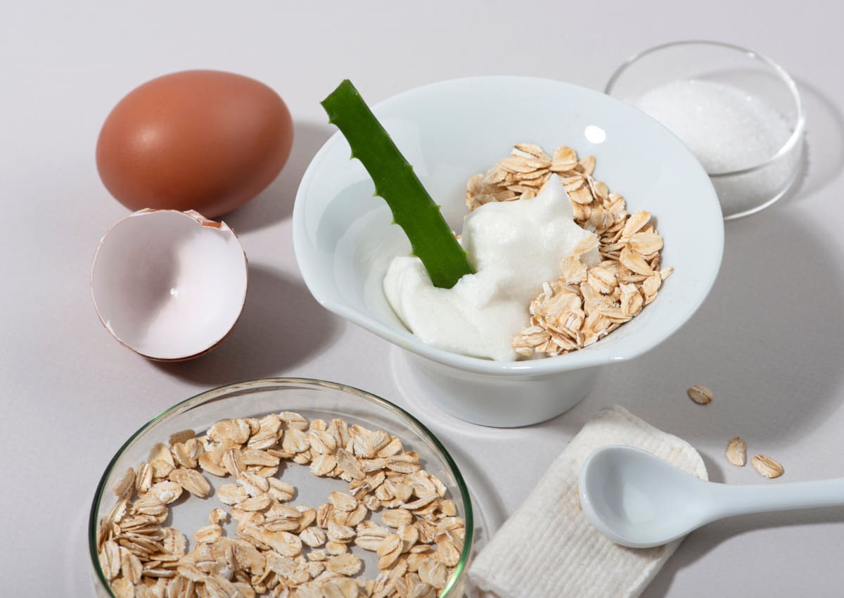 6 cách làm mặt nạ yến mạch, bất kỳ loại da nào cũng phù hợp 37 Mặt nạ yến mạch sữa chua
