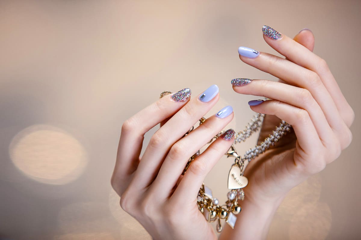 mẫu nail màu xanh dương