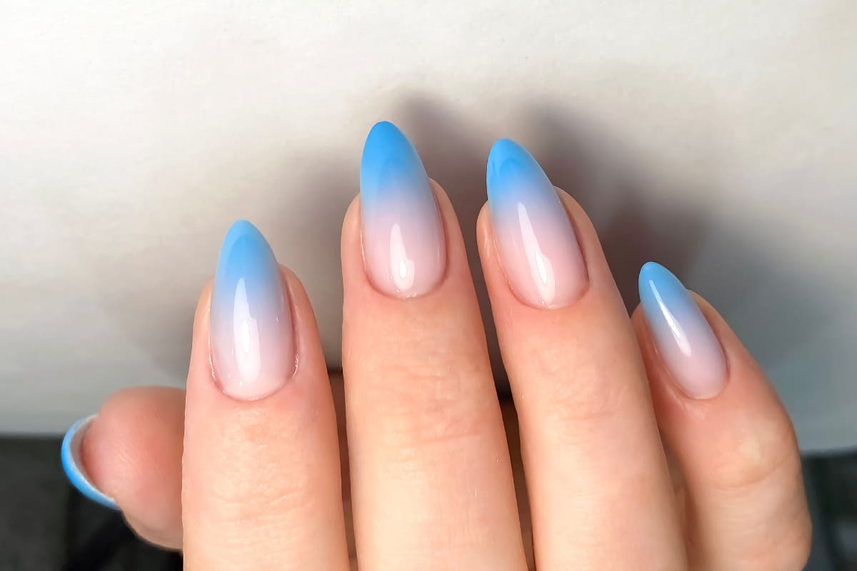 20+ mẫu nail màu xanh dương cho nàng đi biển cực xinh 74 20+ mẫu nail màu xanh dương cho nàng đi biển cực xinh 39