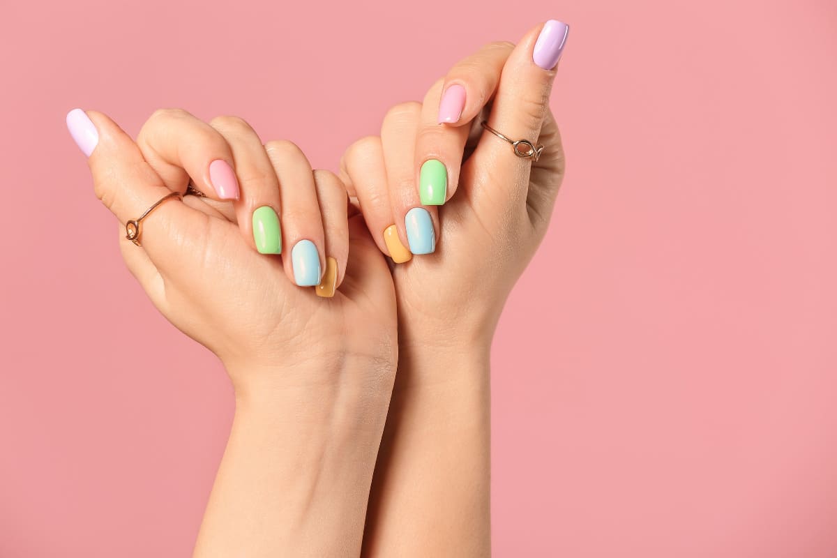 20+ mẫu nail màu xanh dương cho nàng đi biển cực xinh 58 20+ mẫu nail màu xanh dương cho nàng đi biển cực xinh 25
