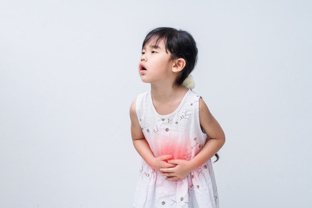 xử trí khi trẻ bị ngộ độc thức ăn ở trường