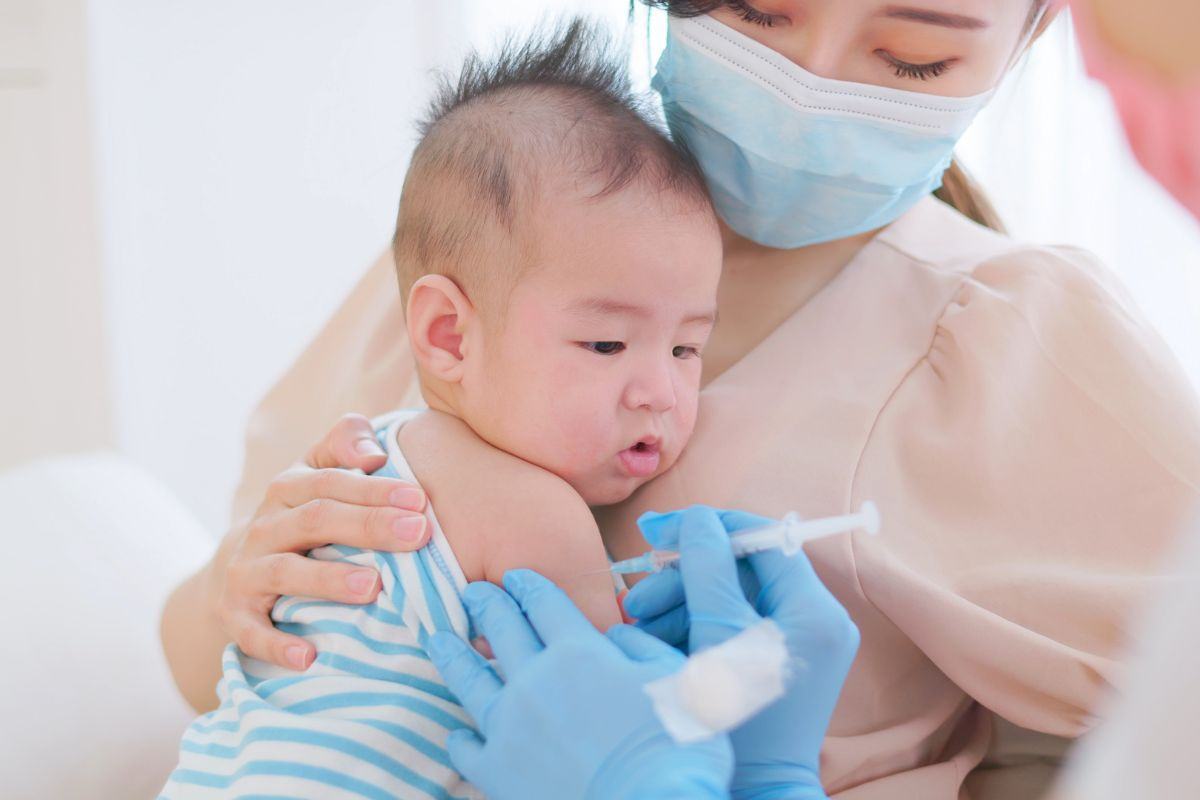 Tiêm phòng đầy đủ Thói quen cho con