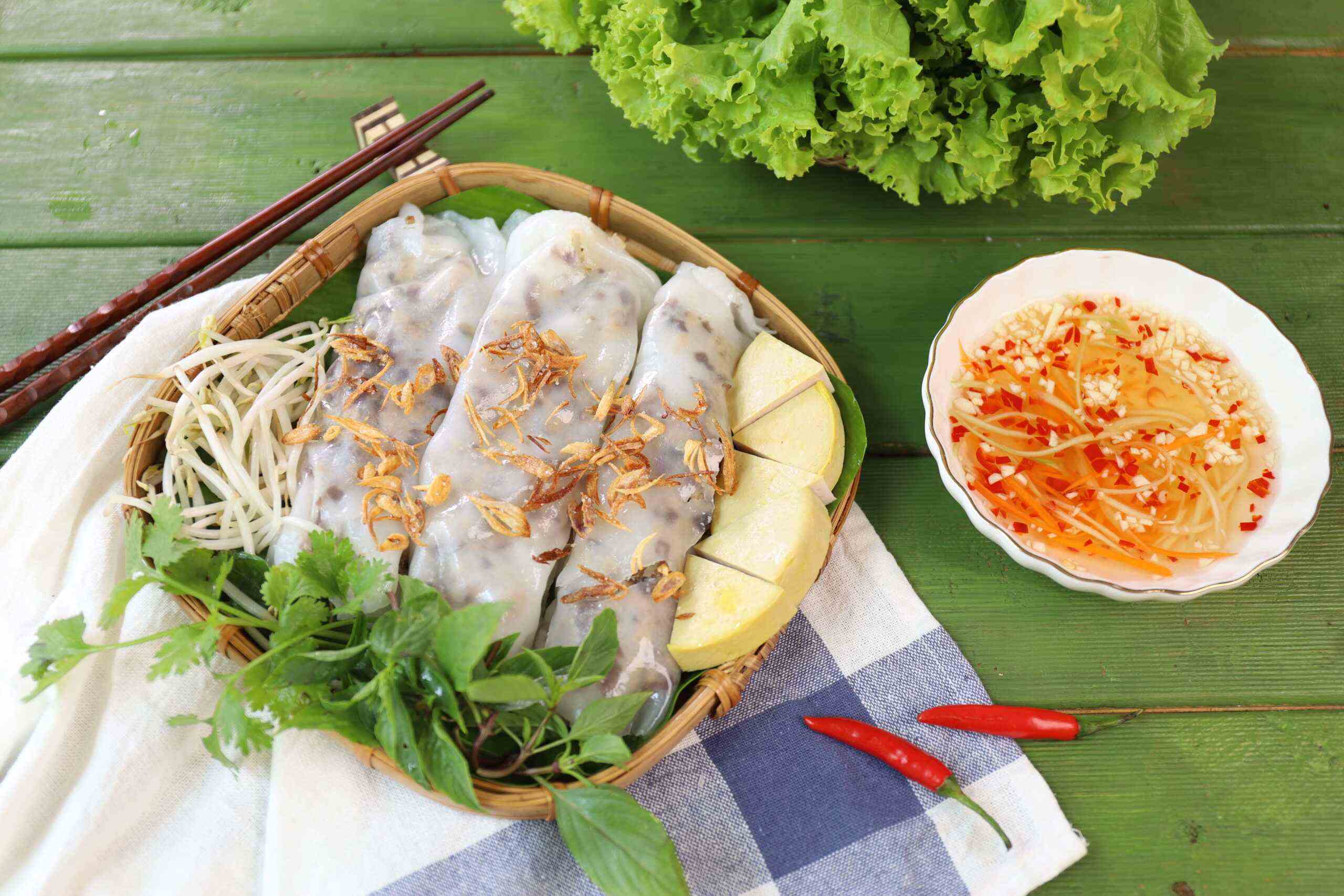 thực đơn cho bà bầu bị tiểu đường thai kỳ gồm bánh cuốn và chả thực đơn cho bà bầu bị tiểu đường thai kỳ gồm bánh cuốn
