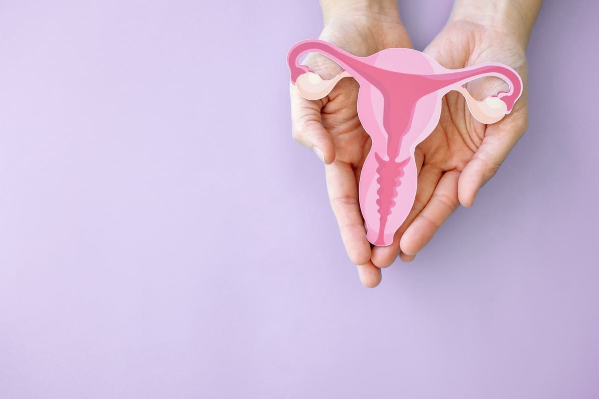 Bé gái bao nhiêu tuổi được tiêm phòng ung thư cổ tử cung? 35 có nên tiêm phòng ung thư cổ tử cung