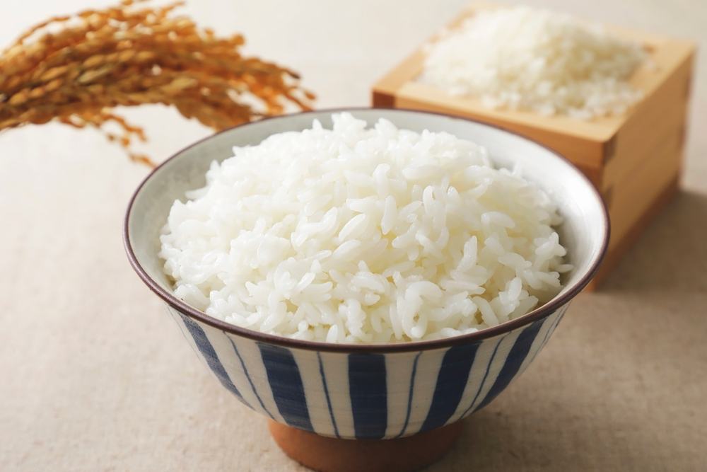 1 chén cơm bao nhiêu calo