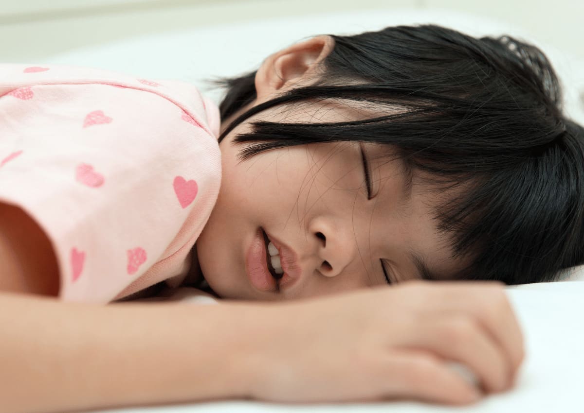 Khi nào trẻ nên ngừng ngủ trưa