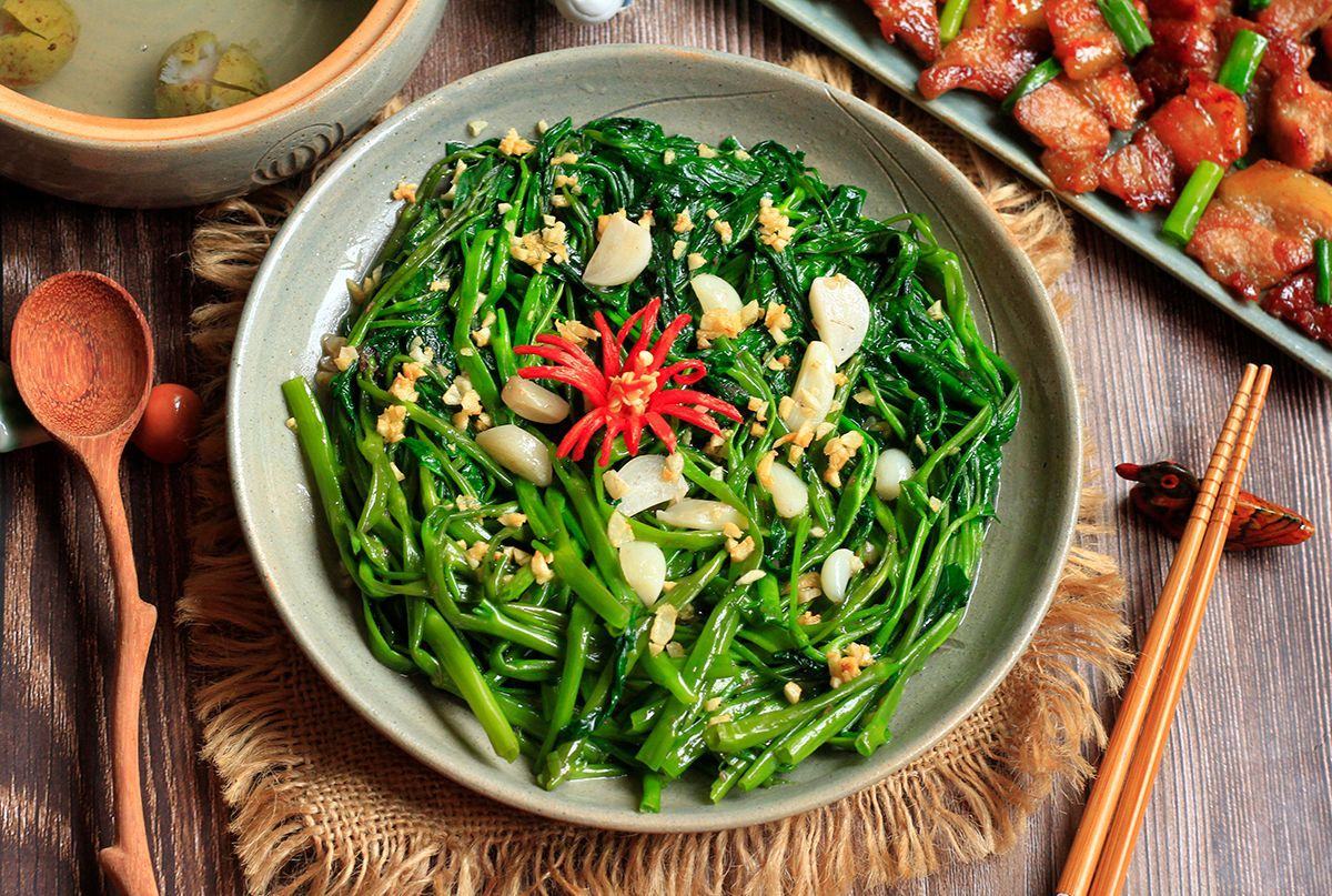 các món ăn ngon hàng ngày miền Nam là rau muống xào tỏi các món ăn ngon hàng ngày miền Nam là món rau muống xào tỏi