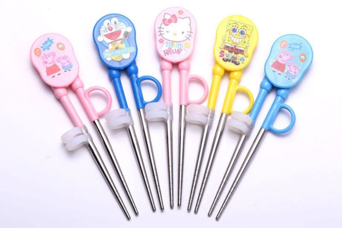 Đũa tập ăn cho bé và những lưu ý khi con làm quen với "người bạn mới" 37 đũa tập ăn cho bé