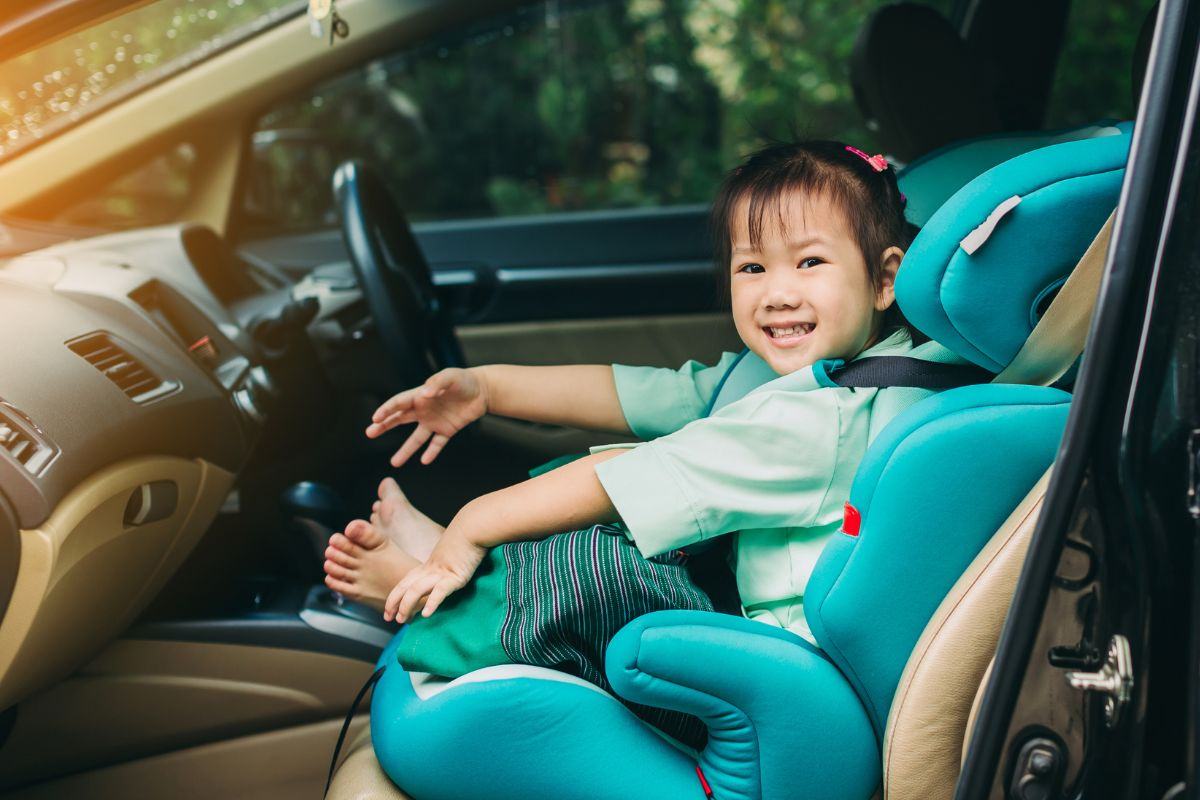 Hướng dẫn bé thoát hiểm kỹ năng thoát hiểm