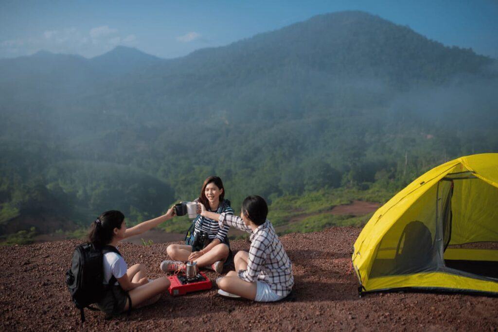 mất bạn bè sau khi kết hôn