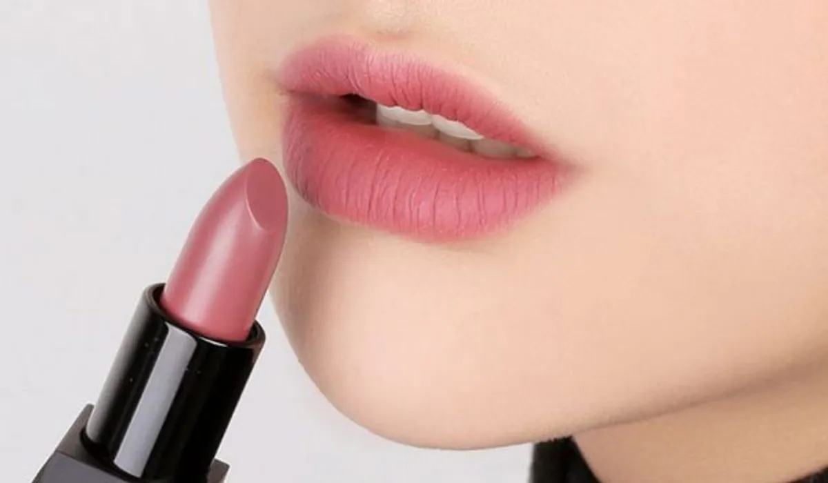 lưu ý khi chọn lựa màu son hợp với da ngăm lưu ý khi chọn màu son hợp với da ngăm