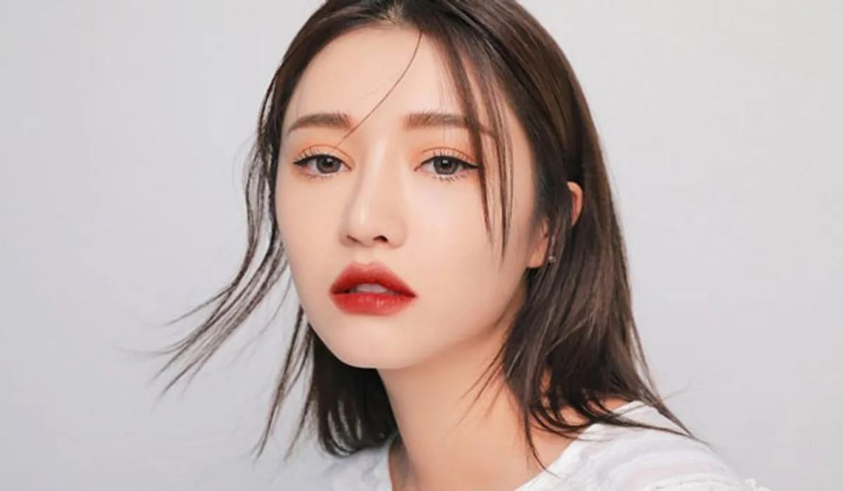 màu son hợp với da ngăm là đỏ gạch màu son hợp với da ngăm là màu đỏ gạch