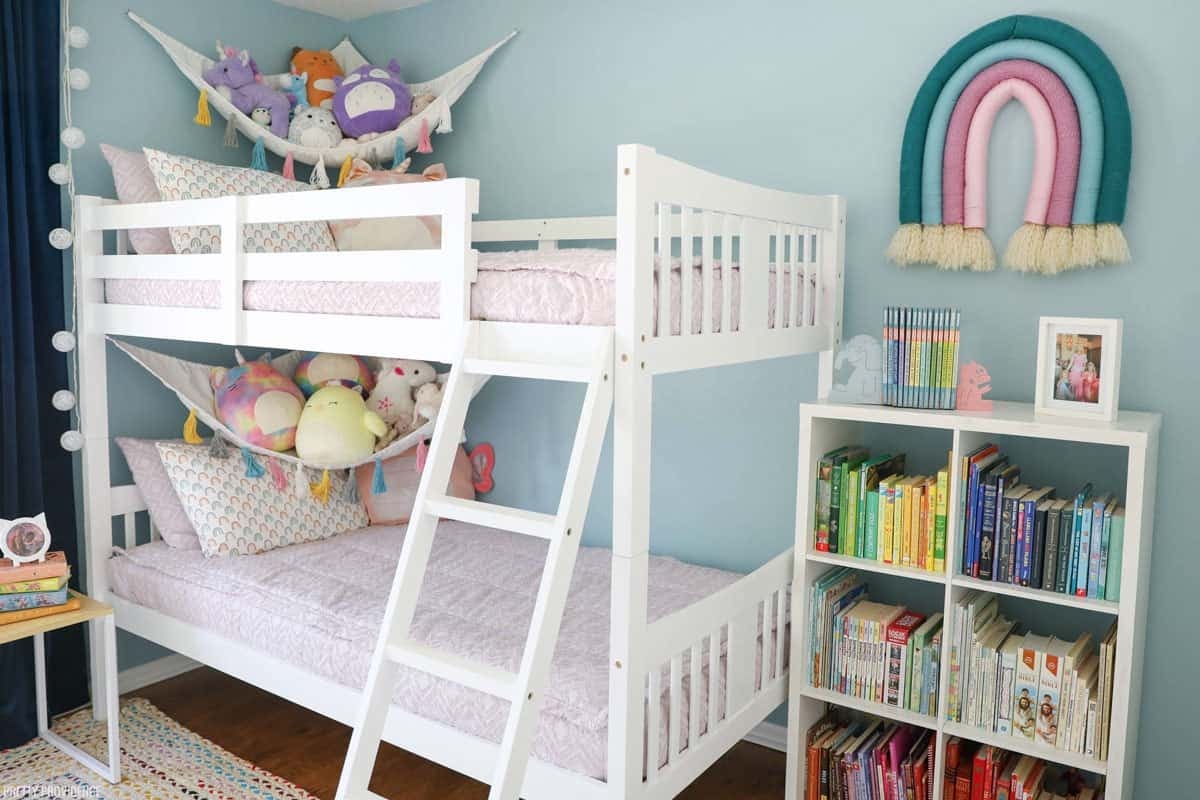 25+ mẫu phòng ngủ bé gái cực yêu, bố mẹ tham khảo ngay nhé! 79 25+ mẫu phòng ngủ bé gái cực yêu, bố mẹ tham khảo ngay nhé! 52