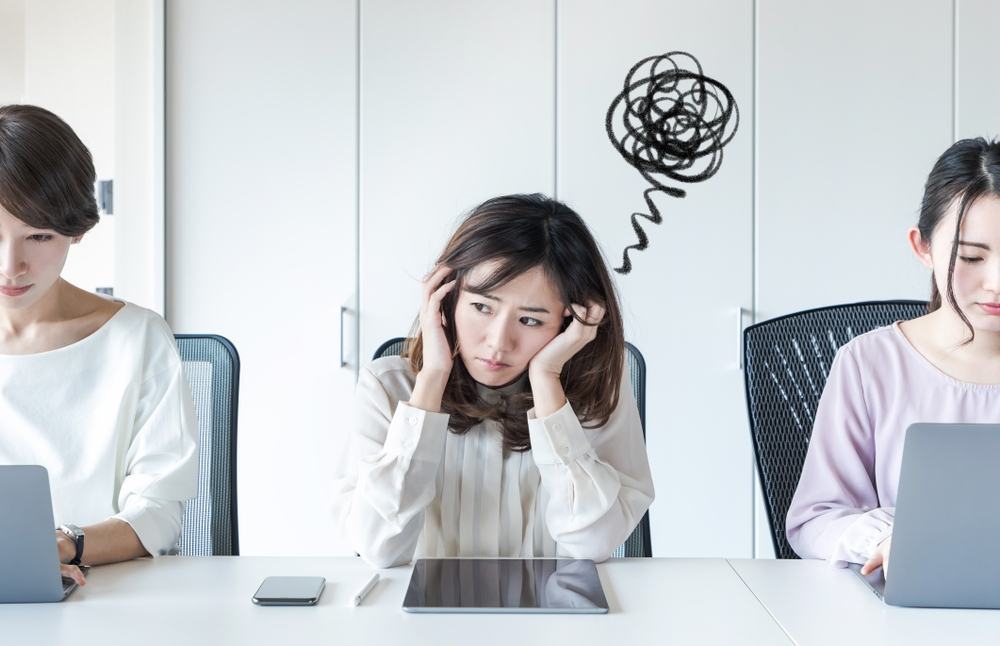 áp lực đồng trang lứa ảnh hưởng đến tâm lý