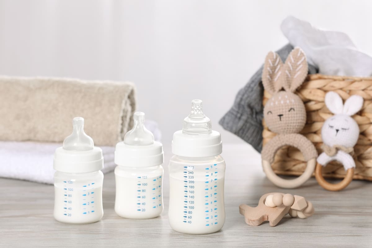 Mách mẹ bí quyết chọn bình sữa cho bé "xịn sò" nhất 38 cách chọn mua bình sữa cho bé