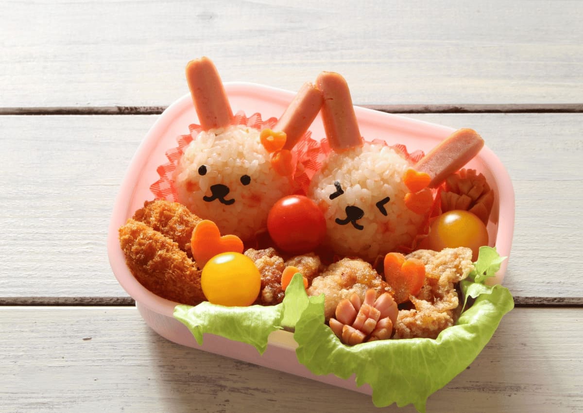 20+ kiểu trang trí hộp cơm bento sẵn sàng cho bé trở lại trường học! 25
