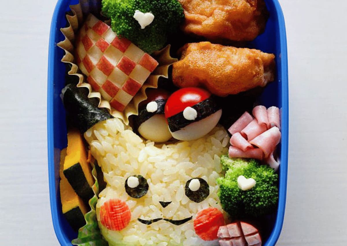 20+ kiểu trang trí hộp cơm bento sẵn sàng cho bé trở lại trường học! 31