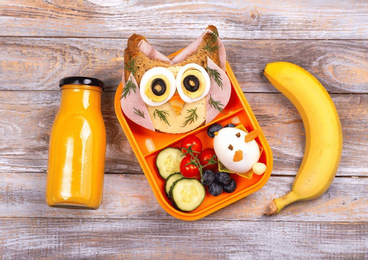 20+ kiểu trang trí hộp cơm bento sẵn sàng cho bé trở lại trường học! 32