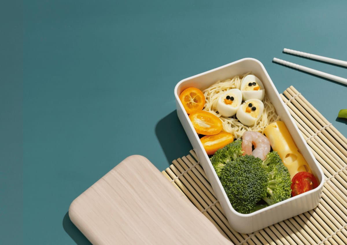 20+ kiểu trang trí hộp cơm bento sẵn sàng cho bé trở lại trường học! 27