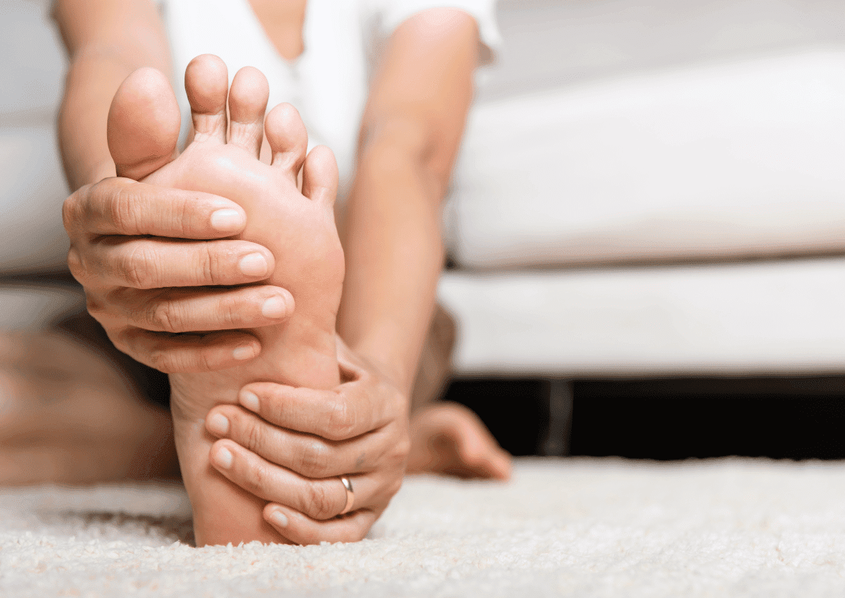 15 nguyên nhân phổ biến gây đau gót chân, chị em đã biết chưa? 37 lý do đau gót chân