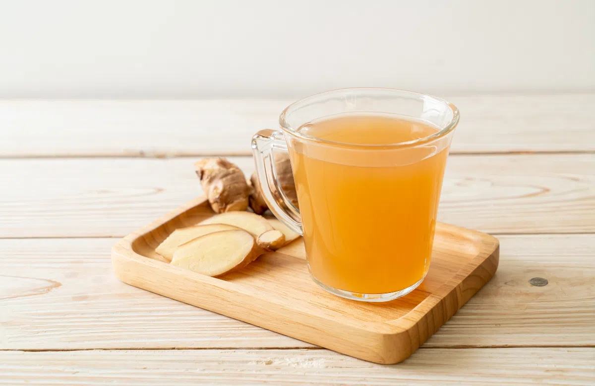 cách làm đẹp trong tháng ở cữ với nước gừng ấm cách làm đẹp trong tháng ở cữ cùng nước gừng ấm