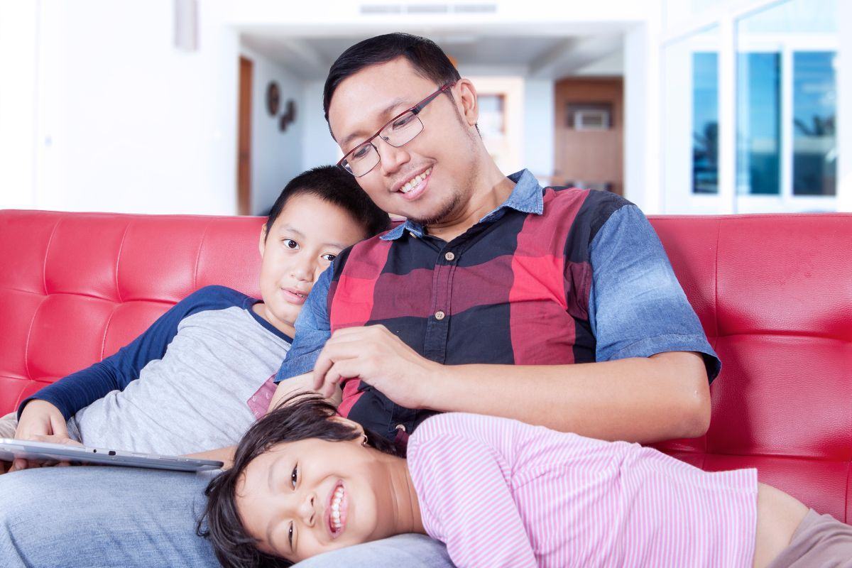Thời gian bên con cái cha mẹ trực thăng 4
