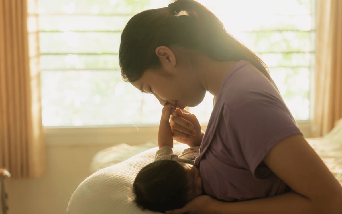 Chăm sóc sức khỏe sau sinh: Những lưu ý quan trọng dành cho các mẹ bỉm 37 chăm sóc sức khỏe sau sinh mổ