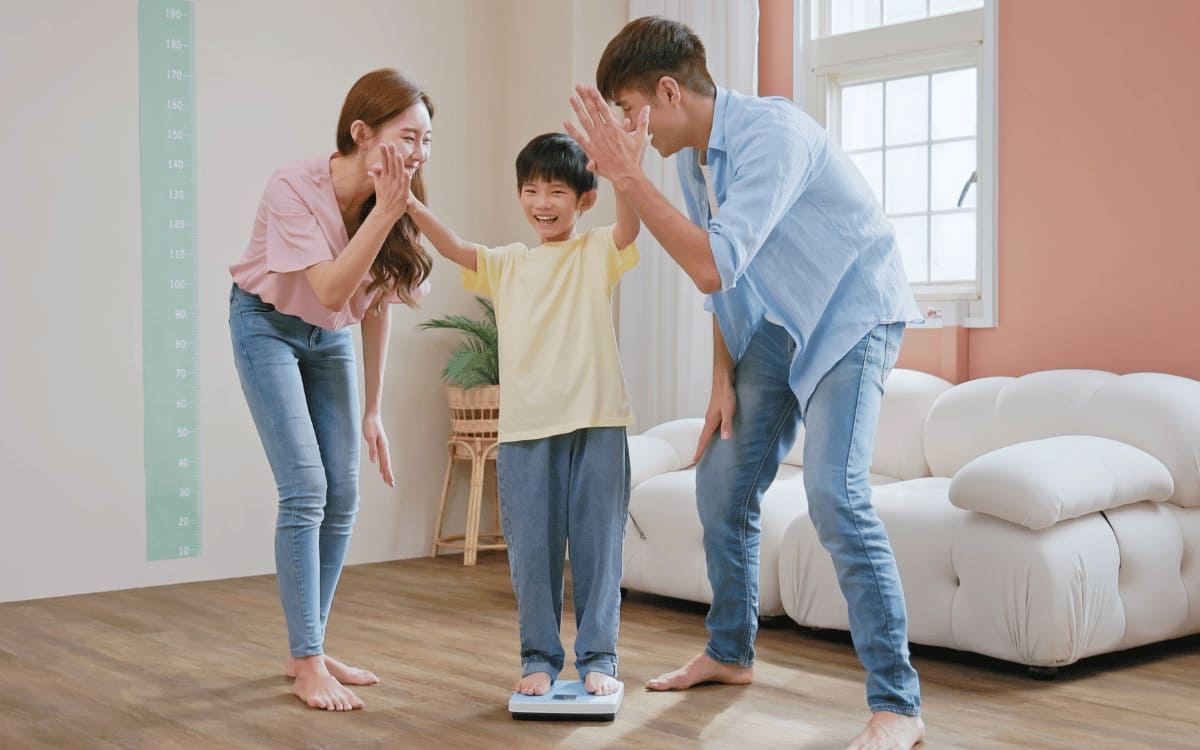 Các cột mốc phát triển của trẻ 13 tuổi, ba mẹ nên cập nhật ngay nhé! 36 phát triển thể chất ở trẻ 13 tuổi