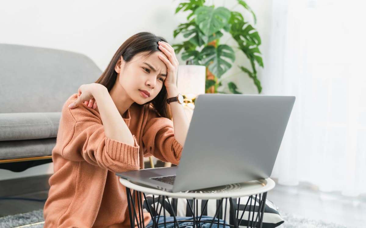 Căng thẳng gây đau đầu chứng đau đỉnh đầu