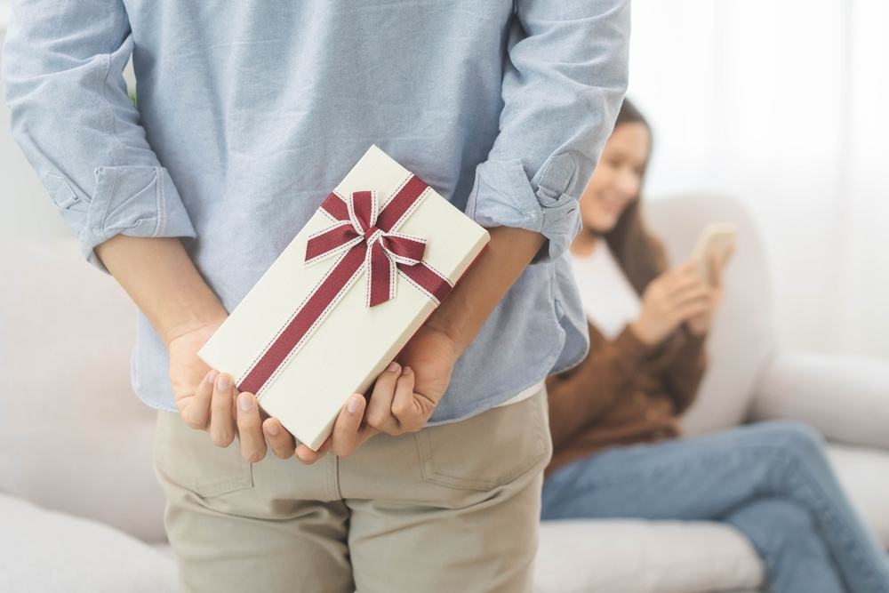 người đàn ông tuyệt vời là sẵn sàng làm mọi điều để nàng vui người đàn ông tuyệt vời là sẵn sàng làm mọi điều để bạn vui