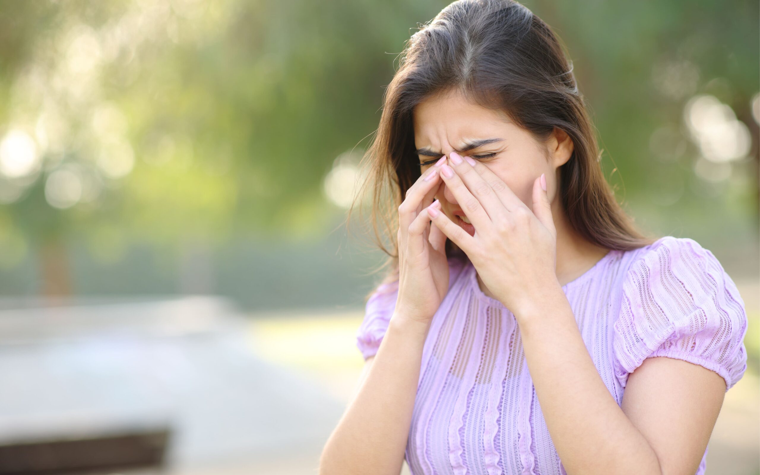 Đau đầu sau mắt do nguyên nhân gì, có nguy hiểm hay không? 36 Nguyên nhân gây đau đầu sau mắt là gì