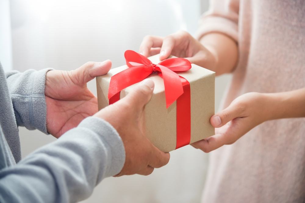5 dấu hiệu thấy chồng đã chán ngấy vợ là ngày lễ chỉ tặng quà như một thủ tục 5 dấu hiệu thấy chồng đã chán ngấy vợ là ngày lễ chỉ tặng quà như thủ tục
