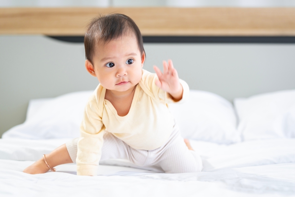 tìm hiểu thắc mắc bé 17 tháng chưa biết đi có sao không tìm hiểu bé 17 tháng chưa biết đi có sao không