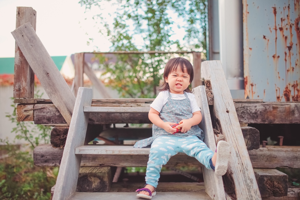 cách làm cho trẻ dễ đi cầu và các yếu tố làm con bị táo bón cách làm cho trẻ dễ đi cầu và các yếu tố khiến con bị táo bón