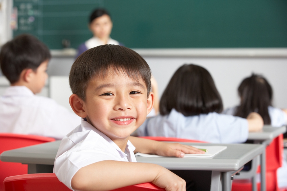kỹ năng sống cho trẻ tiểu học​ là biết nói xin chào