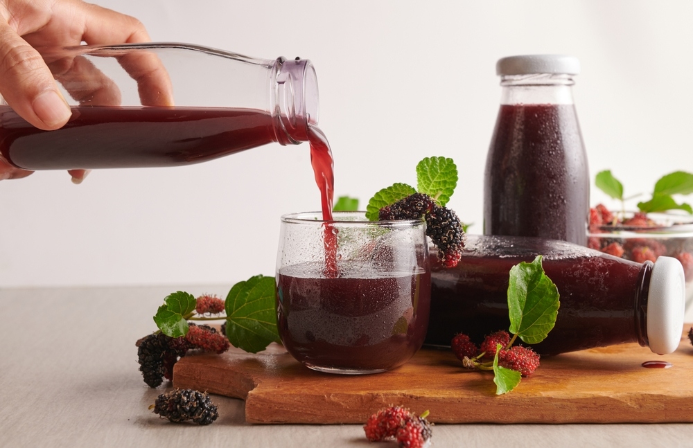uống nước dâu tằm ngâm đường có tác dụng gì​