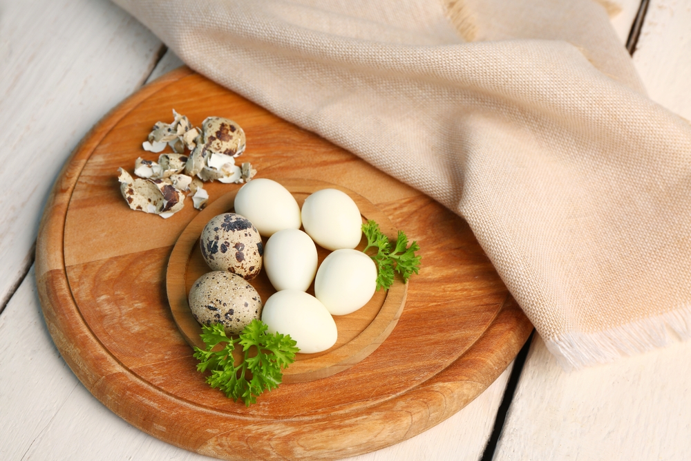 cách làm cút lộn xào me​ và lượng calo trong trứng cút