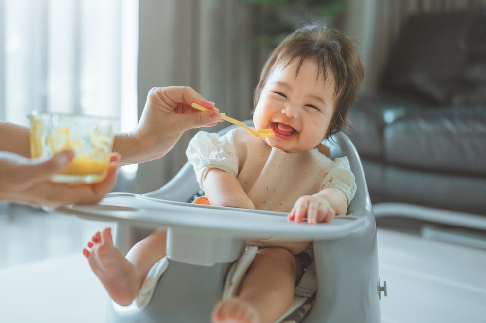 lịch ăn dặm cho bé 5-6 tháng​