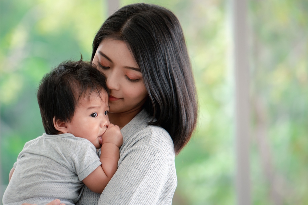 ba mẹ đã biết trẻ 3 tháng tuổi bế ngồi được chưa mẹ đã biết trẻ 3 tháng tuổi bế ngồi được chưa